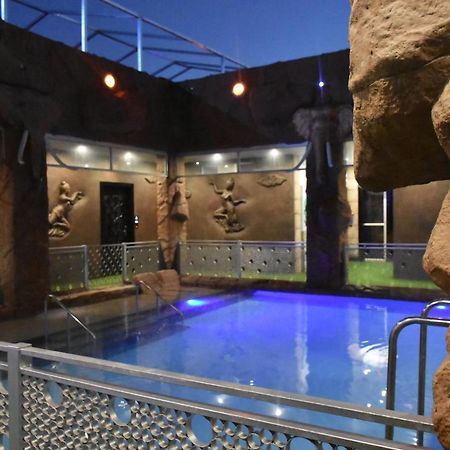 La Ru Bed & Breakfast Mount Moreland Dış mekan fotoğraf